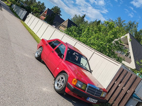 Mercedes-Benz 190