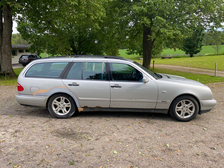 Mercedes-Benz E