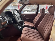 Mercedes-Benz 200