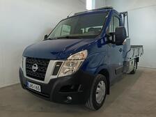 Nissan NV400