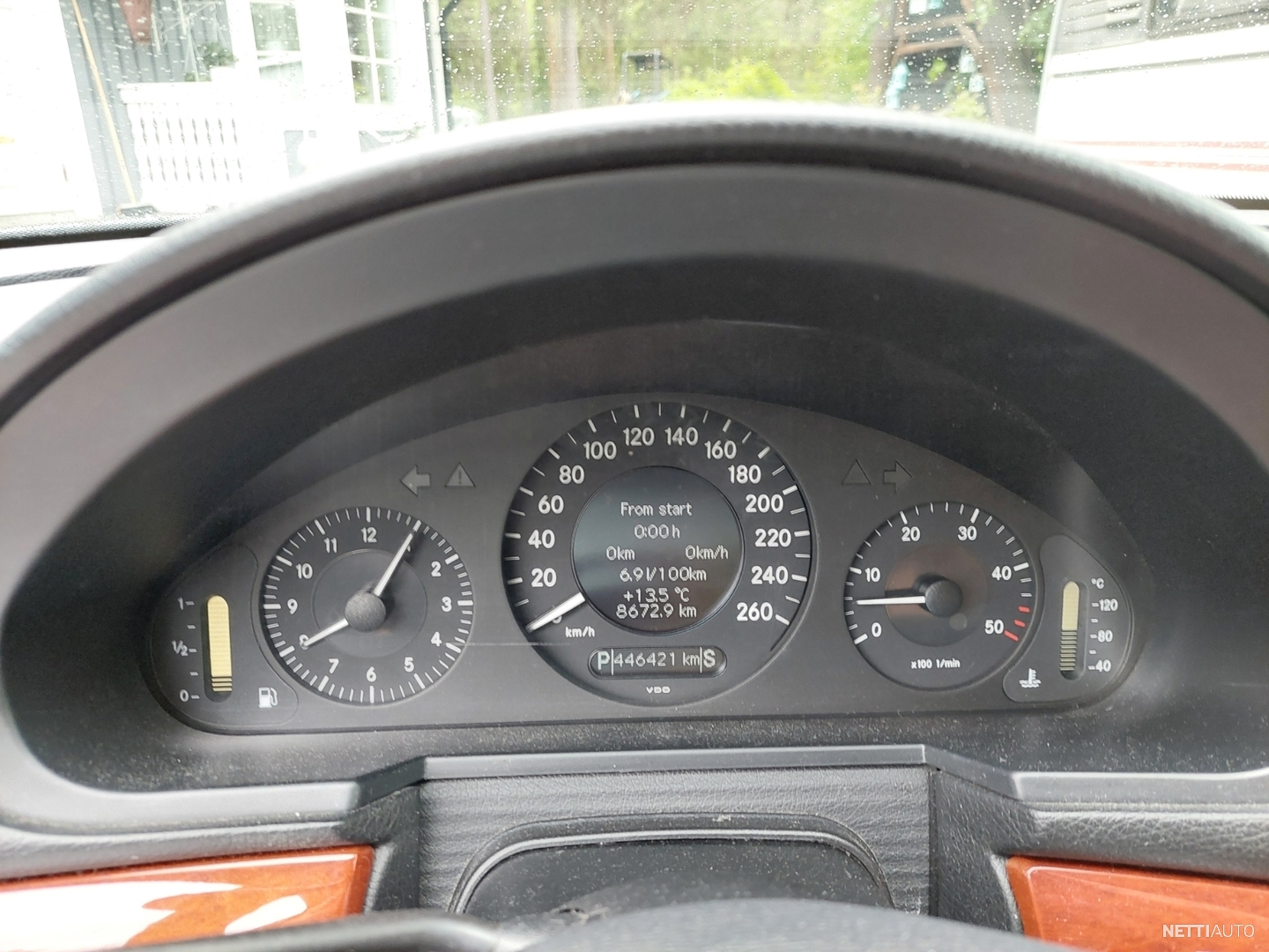 14 / 16