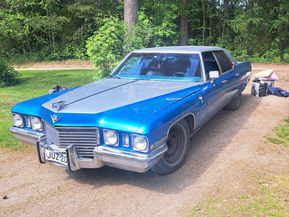 Cadillac De Ville