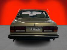 Rolls-Royce Silver Spirit