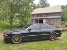 BMW 740