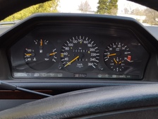 Mercedes-Benz 320
