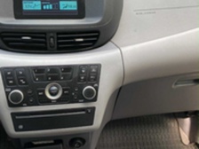Nissan Almera Tino