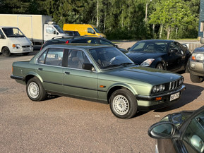 BMW 324