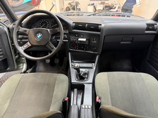 BMW 324