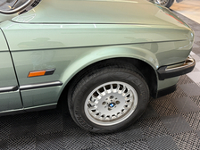 BMW 324