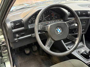 BMW 324