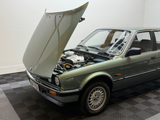 BMW 324