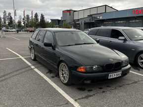 BMW 528