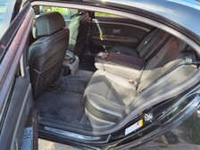 BMW 745