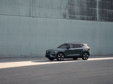 Volvo EX40