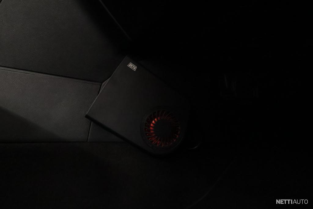 34 / 35