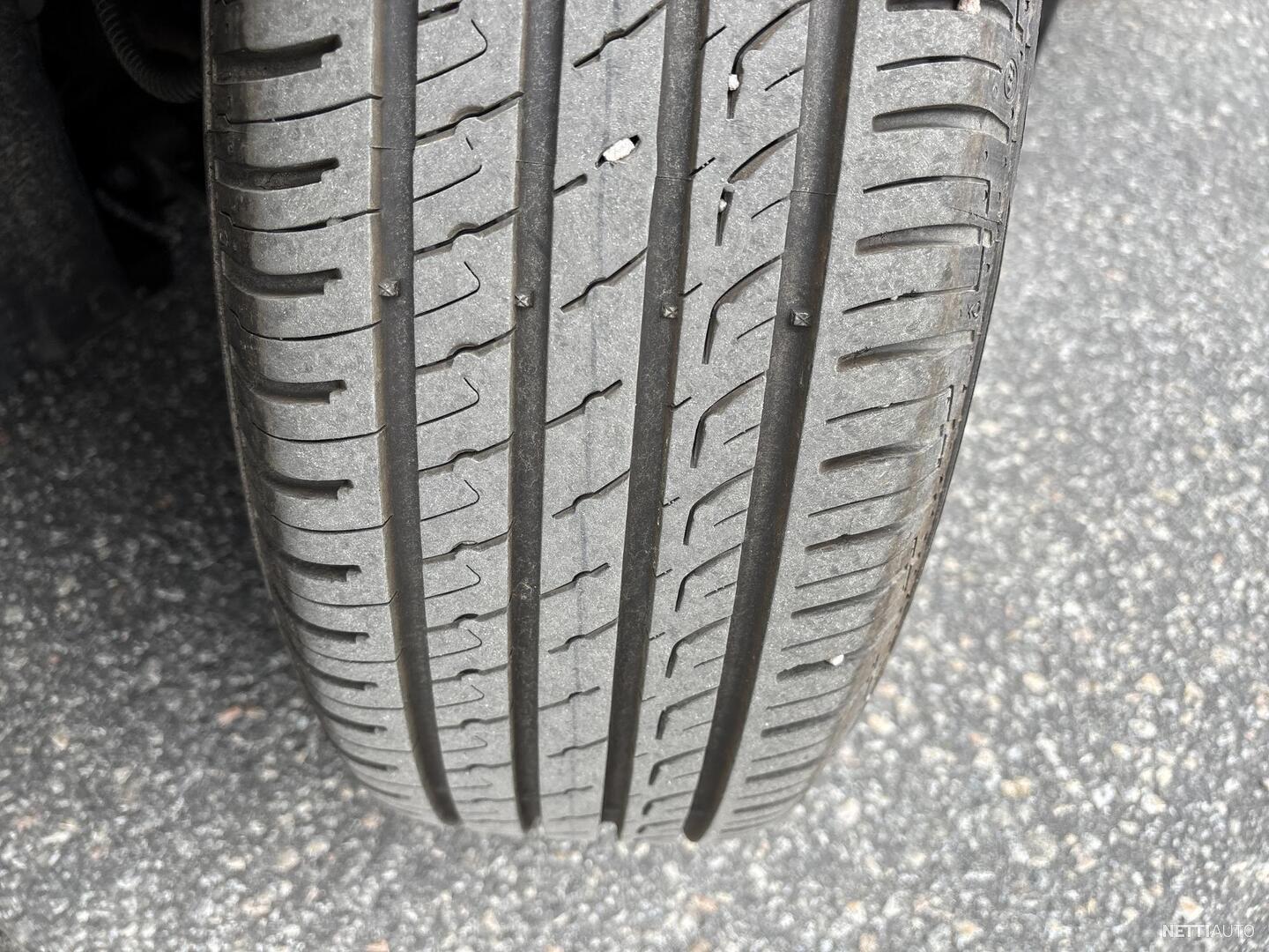 30 / 33
