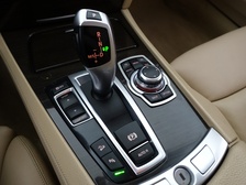 BMW 740