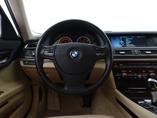 BMW 740