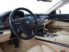BMW 740
