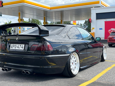 BMW 323