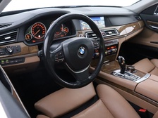 BMW 740