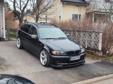 BMW 330