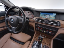 BMW 740