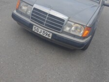 Mercedes-Benz 230