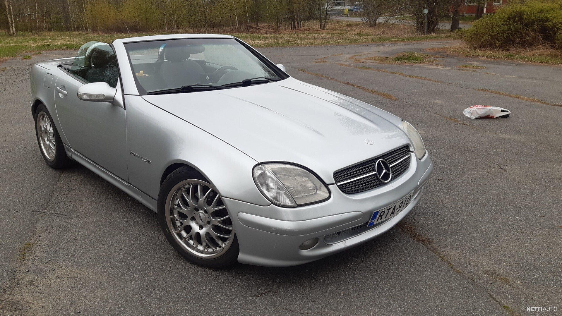 1 / 8