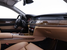 BMW 740