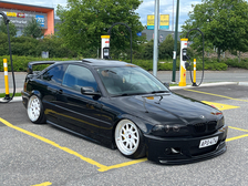 BMW 323