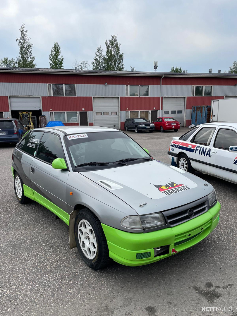 1 / 6
