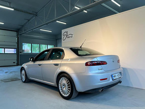 Alfa Romeo 159
