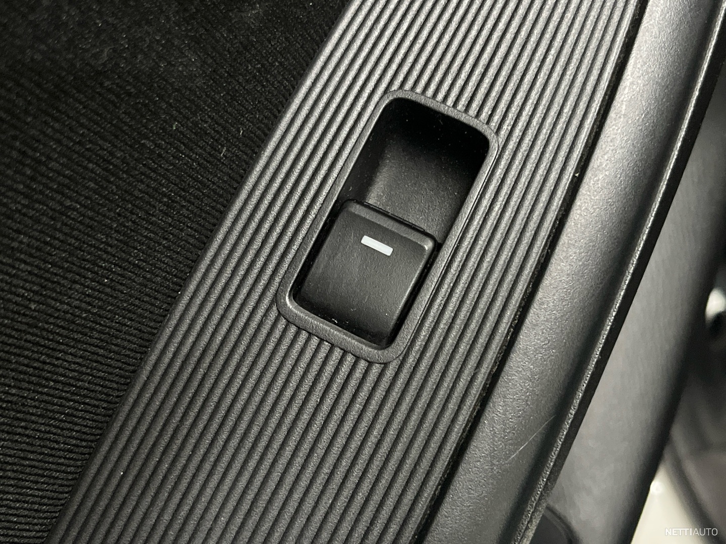 33 / 33