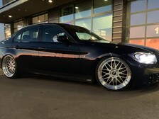 BMW 335