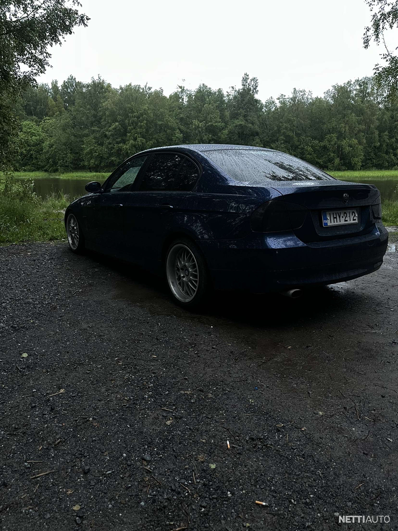 5 / 11