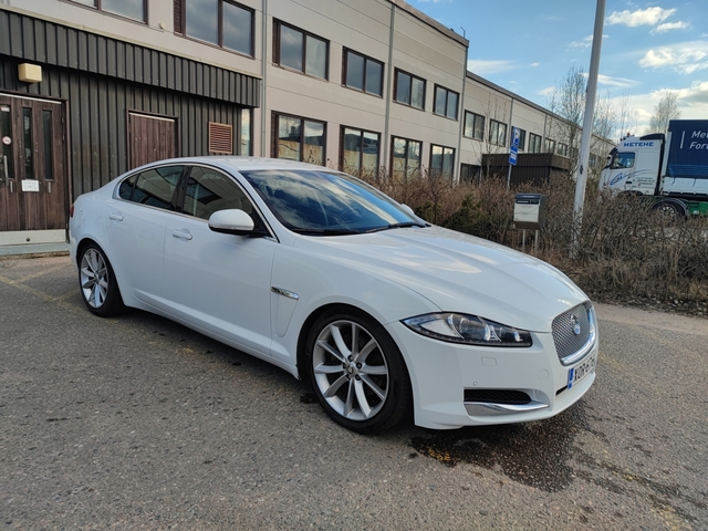 Jaguar XF