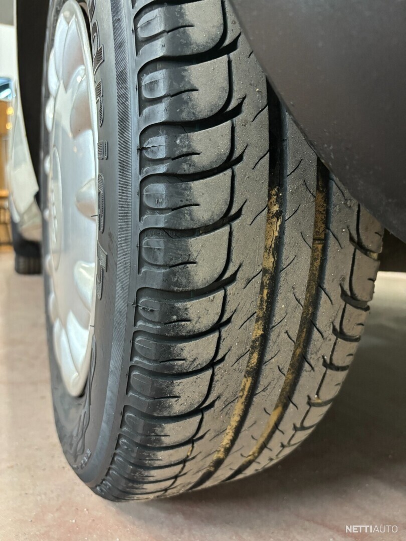 47 / 48