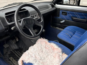 Peugeot 205