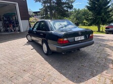 Mercedes-Benz 300