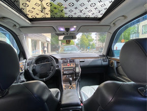 Mercedes-Benz E 55 AMG