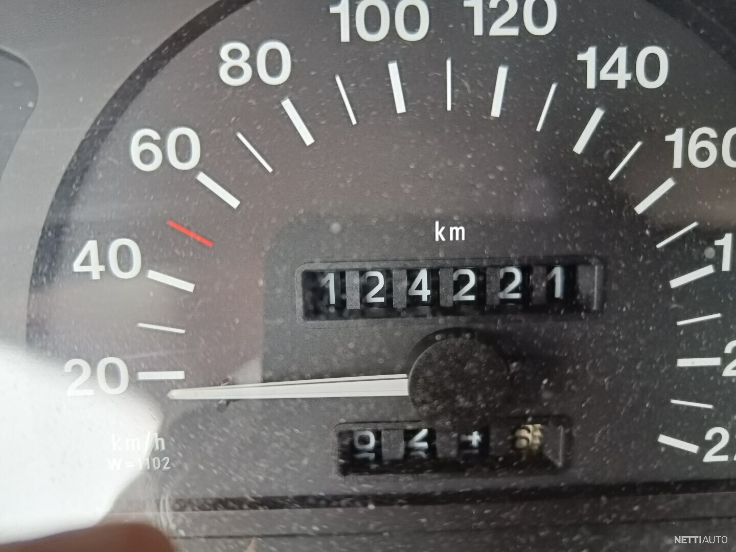4 / 11