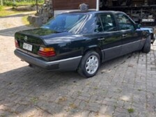 Mercedes-Benz 300