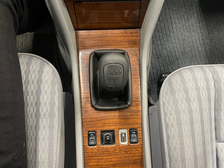 Mercedes-Benz 230