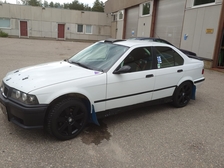 BMW 325