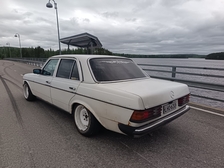 Mercedes-Benz 240