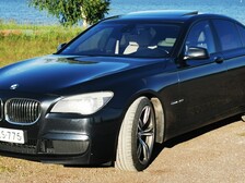 BMW 740