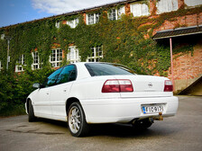 Opel Omega