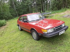 Saab 900