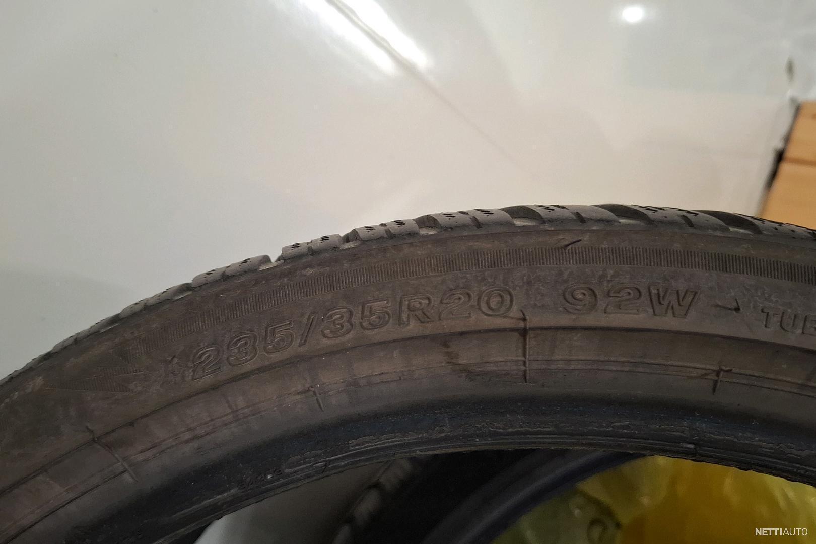 15 / 27